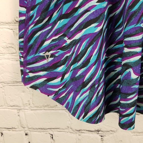 IVIVVA | tiger train strength lasercut tank - Picture 5 of 8